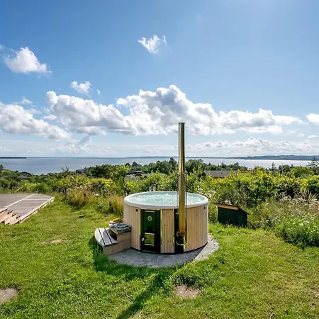 Holiday home Sybil - 700m From The Sea By Interhome *